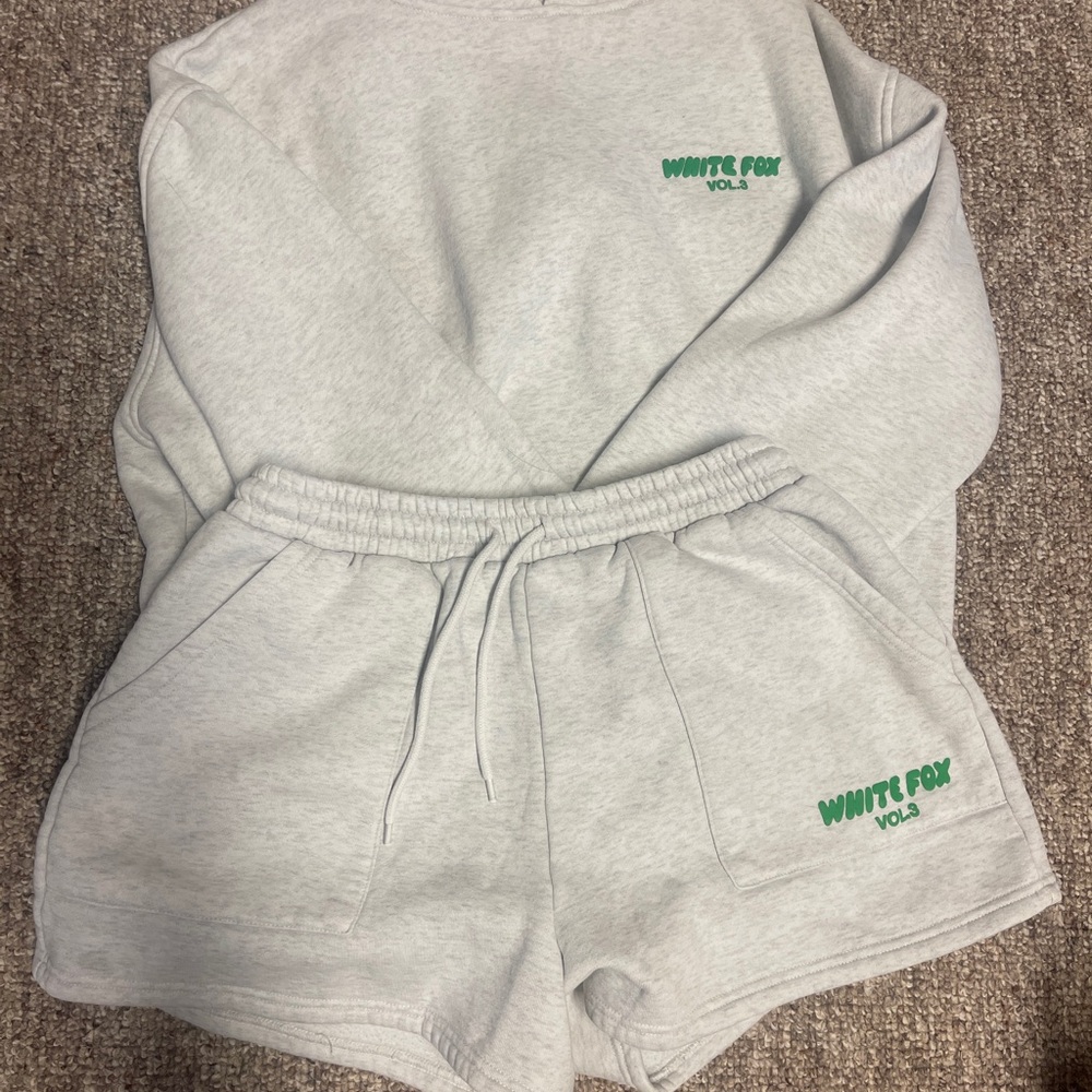 White Fox short set!
